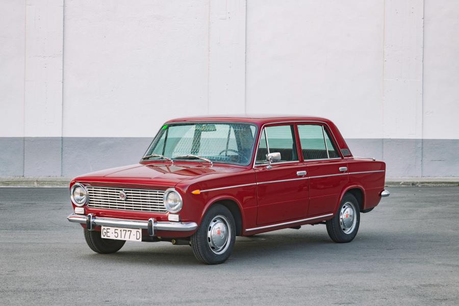  Seat 124 D Lujo (FB-03) 1971 года  (фото 1 из 3)